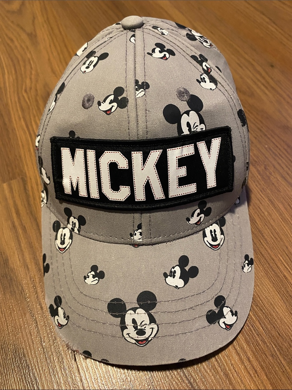 ✨8/$10. Disney. Mickey Mouse kids hat